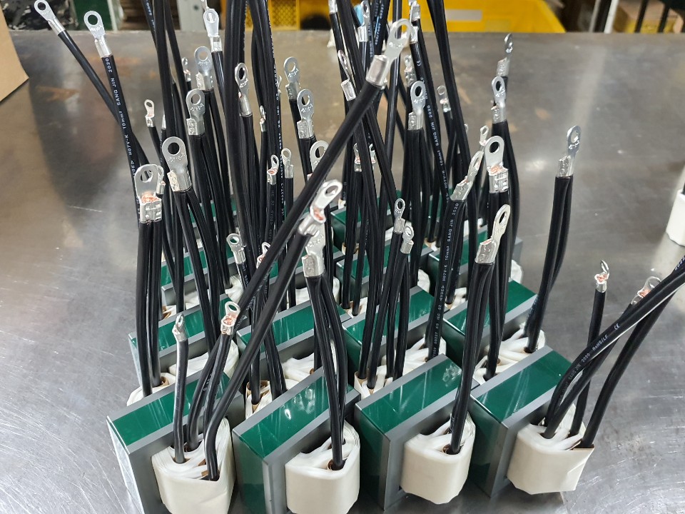 2000769928_zmGRi05E_7d121dc09db1b653a49338a33057868b92f20e2e.jpg 이미지크게보기